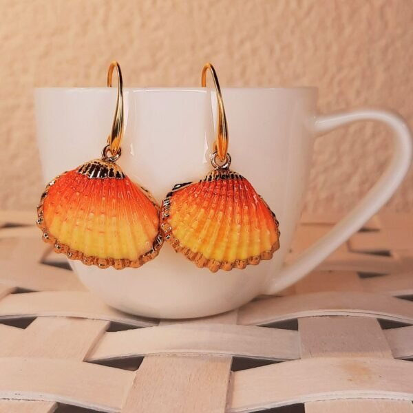 Sunset shell earrings