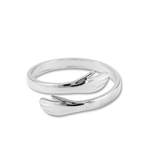 Silver hug ring